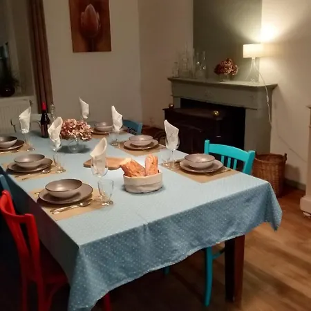 La Maison De *